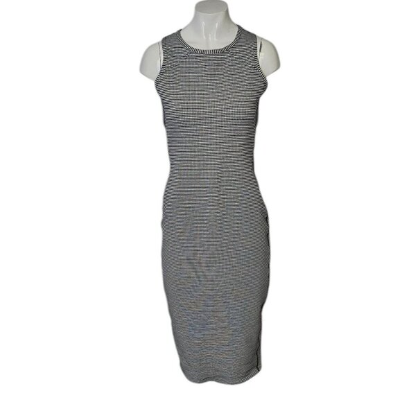 Lululemon Picnic Play Dress Gingham Luon White Black, Luon, Midi, Athletic 4/6 - Picture 1 of 6